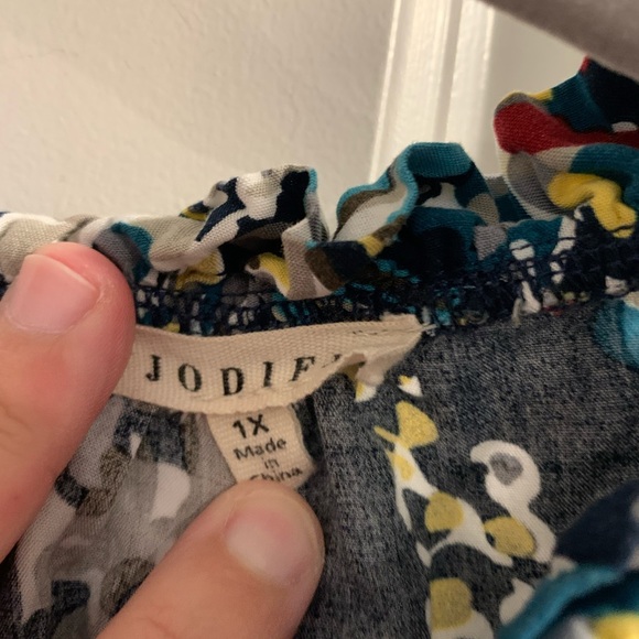 Beautiful 1X Jodifl Top - Picture 3 of 7